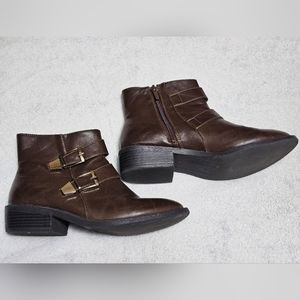 Size 8 Wanted ALAMOS Ankle Fall Boots  Booties inner Zipper Gold Buckle Detail